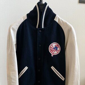New York Yankees Blue Wool & White Leather Sleeves Bomber Size Medium